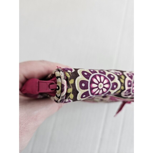 Vera Bradley Very Berry Zip Around Quilted Floral Wallet Twist Lock Retired HTF - Picture 7 of 15